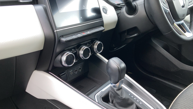 Renault Clio 1.6 E-TECH full hybrid 145 Techno 5dr Auto Hybrid Hatchback